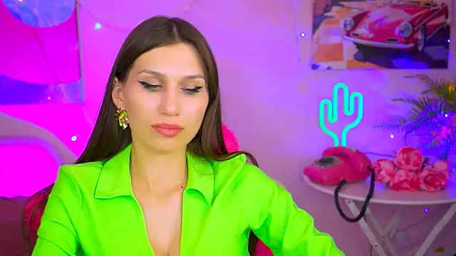 Snapshot of MollyPerry chatting on March 2025 01:36:02 AM MollyPerry online show from March 2025 01:36:02 AM