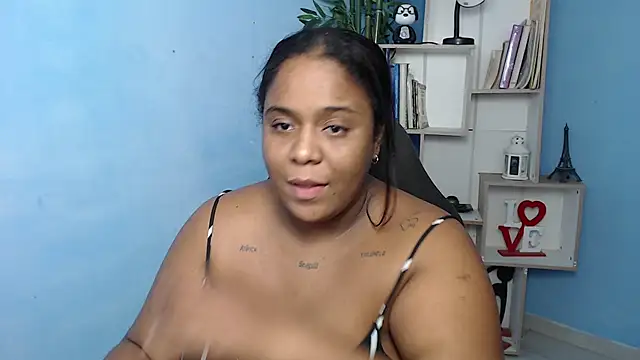 Snapshot of bbw_charlote chatting on February 2025 12:06:02 PM bbw charlote online show from February 2025 12:06:02 PM