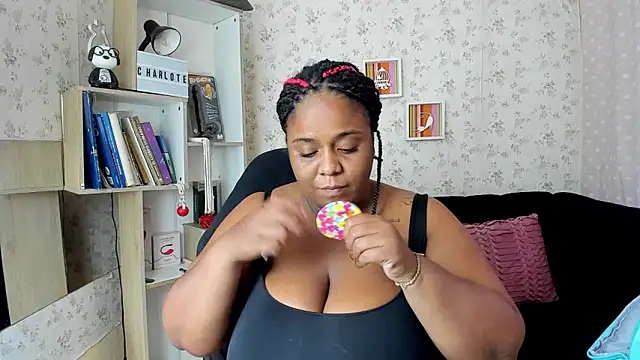 Snapshot of bbw_charlote chatting on September 2025 12:16:01 PM bbw charlote online show from September 2025 12:16:01 PM