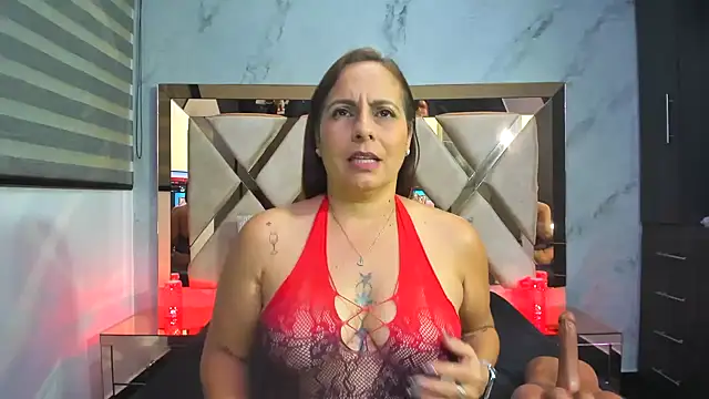 Susy wisee online show from January 2026 03:21:01 AM