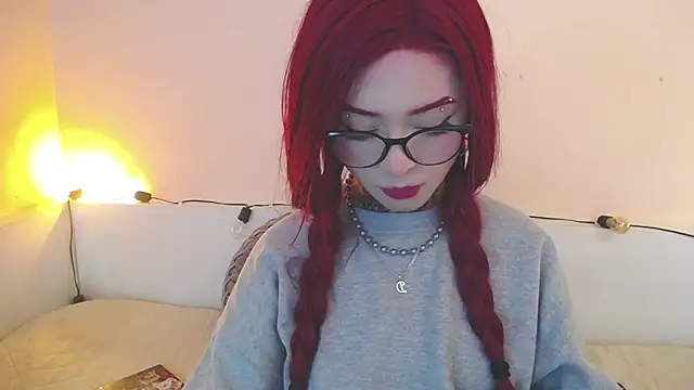 Isabella  dark online show from December 2024 07:38:02 PM