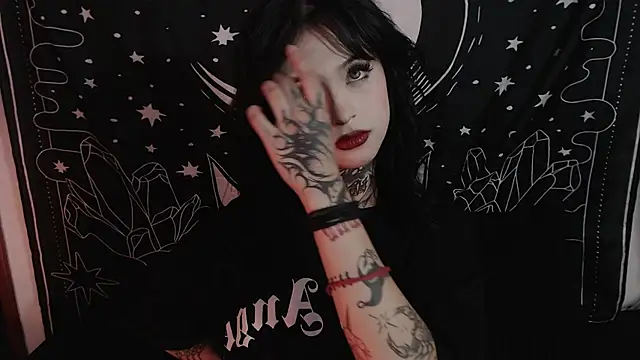 Isabella  dark online show from January 2025 03:05:02 AM