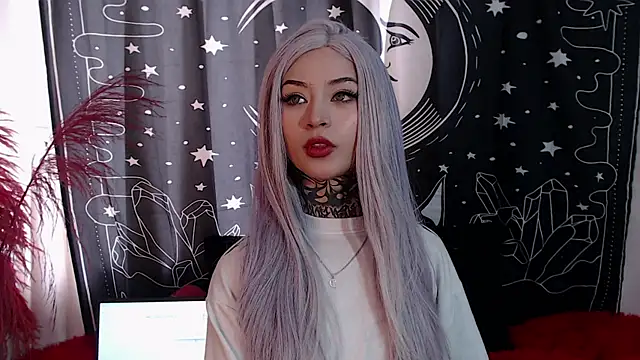 Isabella  dark online show from February 2025 08:56:01 PM