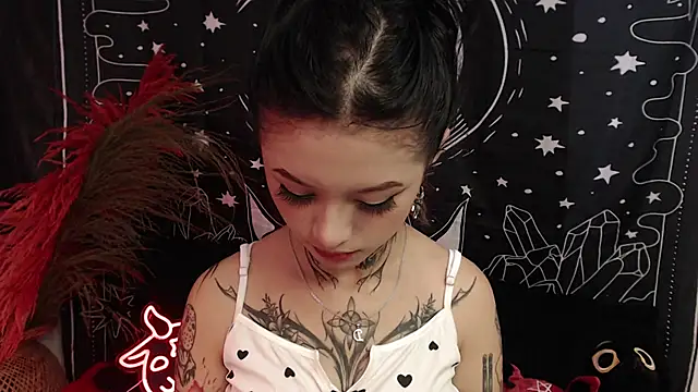 Isabella  dark online show from March 2025 06:10:02 PM