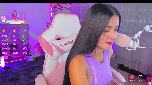 Snapshot of Violetta_kim1 chatting on March 2025 01:16:02 AM Violetta kim1 online show from March 2025 01:16:02 AM