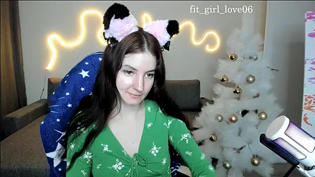 Snapshot of Bridget_fitness chatting on December 2024 06:19:02 PM Bridget fitness online show from December 2024 06:19:02 PM