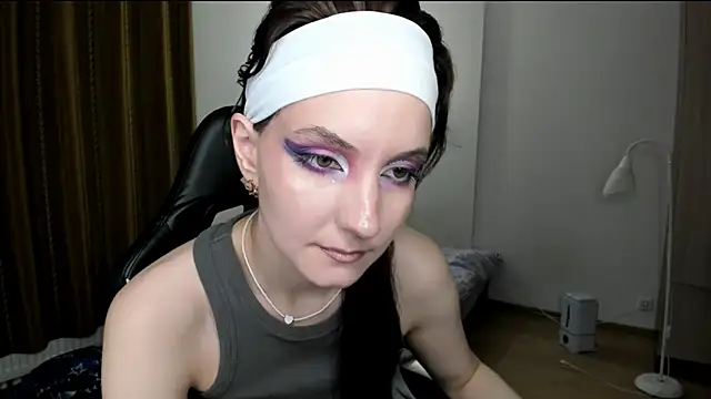 Snapshot of Bridget_fitness chatting on February 2025 06:22:02 PM Bridget fitness online show from February 2025 06:22:02 PM