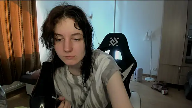 Snapshot of Bridget_fitness chatting on February 2025 10:17:02 AM Bridget fitness online show from February 2025 10:17:02 AM