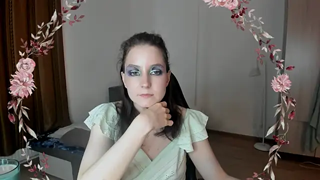 Snapshot of Bridget_fitness chatting on March 2025 01:53:02 PM Bridget fitness online show from March 2025 01:53:02 PM