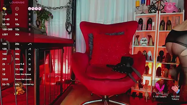 MistressAndre online show from April 2026 08:39:01 PM