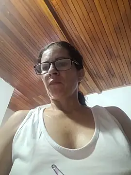 NATALIA MAGICK online show from October 2025 04:25:02 PM