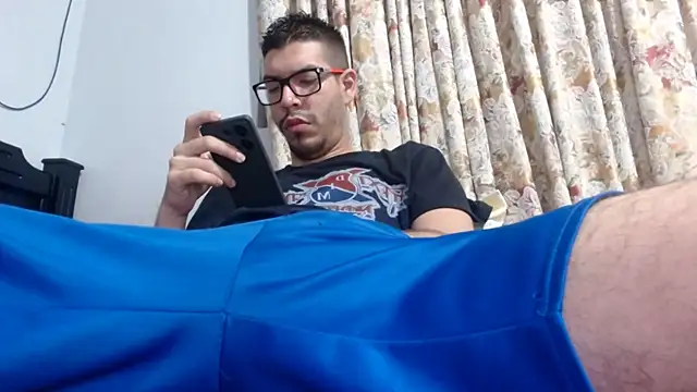 Snapshot of gollfather13 chatting on February 2025 12:55:01 PM gollfather13 online show from February 2025 12:55:01 PM