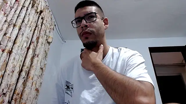 Snapshot of gollfather13 chatting on September 2025 03:36:01 PM gollfather13 online show from September 2025 03:36:01 PM