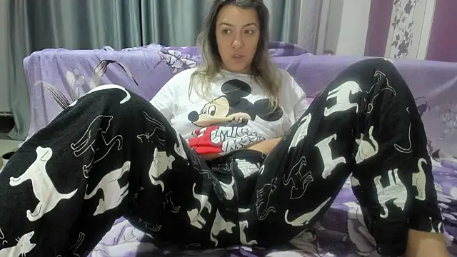 Dyana Kaylinn online show from December 2024 05:05:02 AM