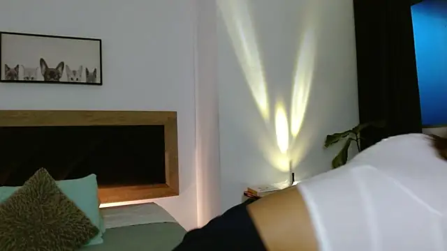 Susi bell online show from September 2025 11:09:02 PM