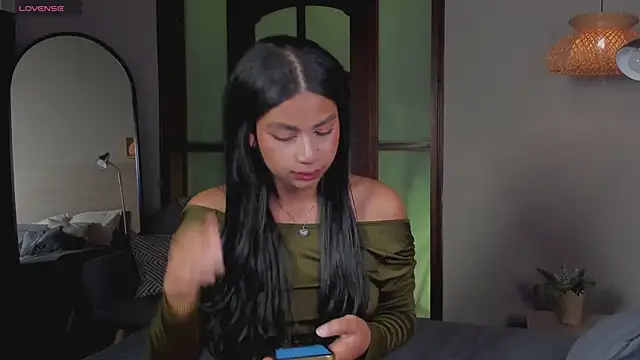 nayah   online show from January 2026 07:59:01 PM