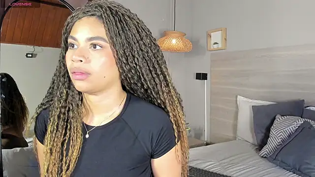 nayah   online show from April 2026 09:10:02 PM