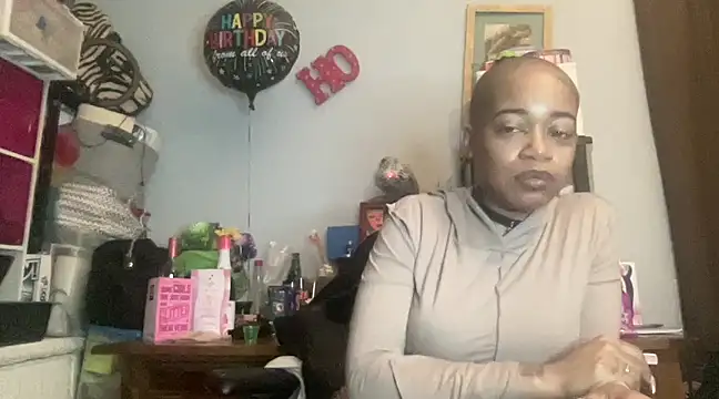 MommyConfident online show from February 2025 12:15:02 AM