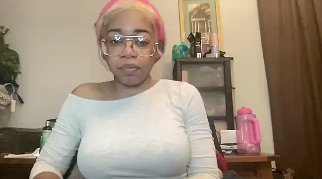 MommyConfident online show from March 2025 06:03:02 PM