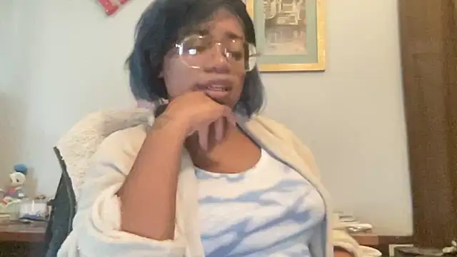 MommyConfident online show from October 2025 02:38:01 PM