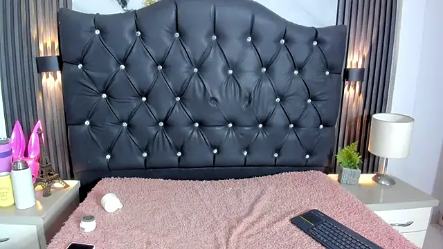 Kagome01 online show from April 2026 12:31:01 PM