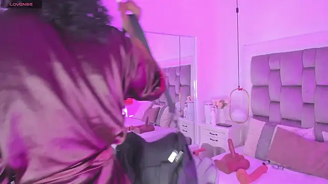 PamelaMendez  online show from January 2025 03:37:02 AM