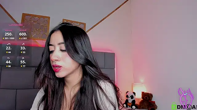 Snapshot of celeste_wayne chatting on February 2025 09:11:02 PM celeste wayne online show from February 2025 09:11:02 PM