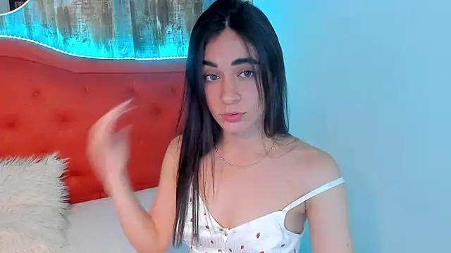Emma Sophia2 online show from January 2025 09:45:01 PM