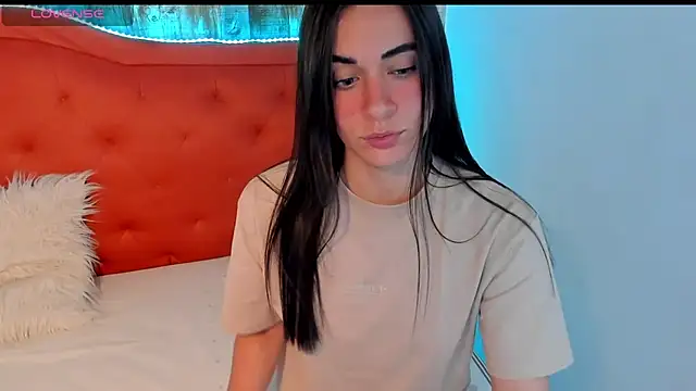 Emma Sophia2 online show from February 2025 10:48:02 AM