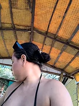 Francesca ferrari online show from February 2025 10:04:02 PM