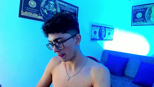 TylerWhite  online show from January 2025 06:24:02 AM