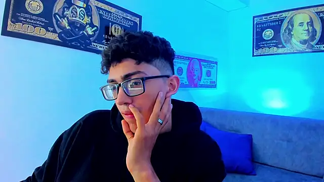 TylerWhite  online show from January 2025 06:34:02 AM