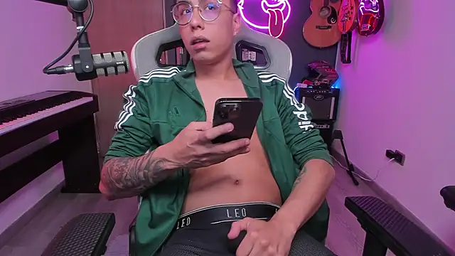 Snapshot of granxarma960 chatting on December 2024 05:14:02 AM granxarma960 online show from December 2024 05:14:02 AM