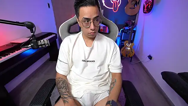 Snapshot of granxarma960 chatting on December 2024 04:51:02 AM granxarma960 online show from December 2024 04:51:02 AM