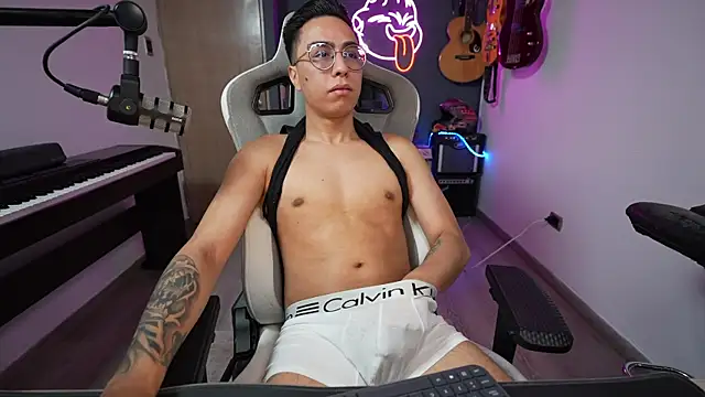 Snapshot of granxarma960 chatting on February 2025 04:46:02 AM granxarma960 online show from February 2025 04:46:02 AM