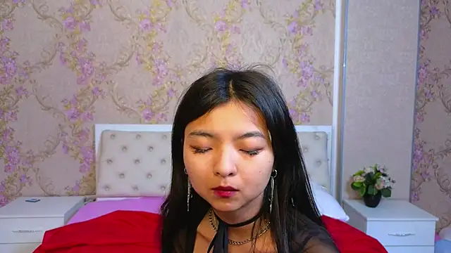 Shy Kira online show from February 2025 12:44:01 PM