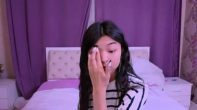 Shy Kira online show from February 2025 12:22:01 PM