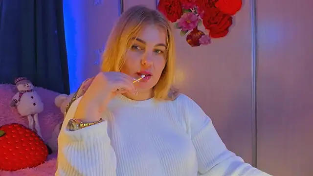 CoraSwon online show from January 2025 05:26:01 PM