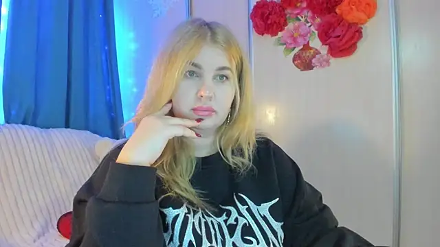 CoraSwon online show from January 2025 02:19:01 PM