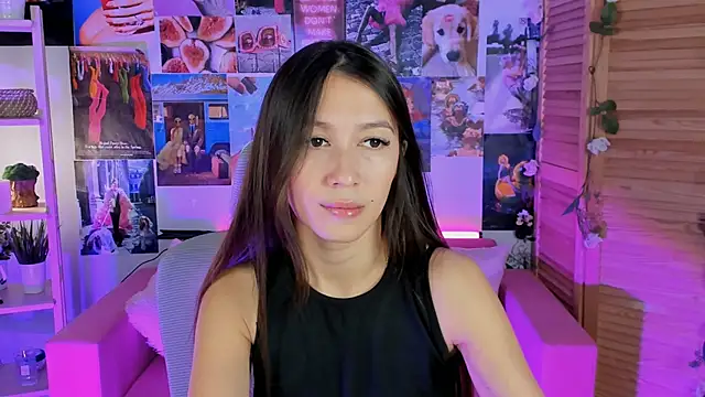 Snapshot of LanaBaker chatting on December 2024 02:52:01 AM LanaBaker online show from December 2024 02:52:01 AM