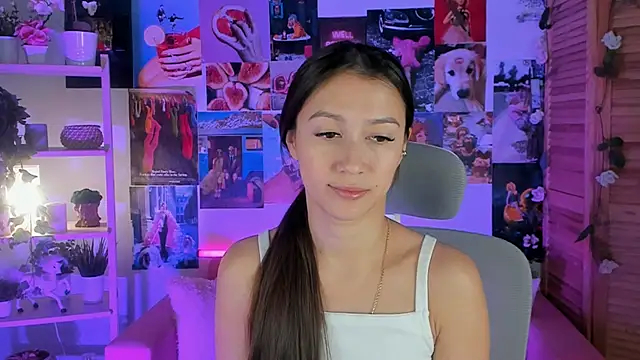 Snapshot of LanaBaker chatting on January 2025 03:00:02 AM LanaBaker online show from January 2025 03:00:02 AM