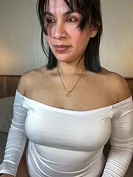 Sofia Convers online show from March 2025 12:56:02 PM