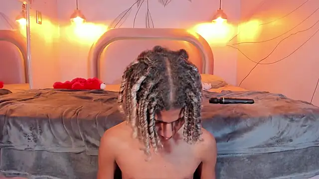 Maxim-Walker online show from February 2025 09:10:01 AM