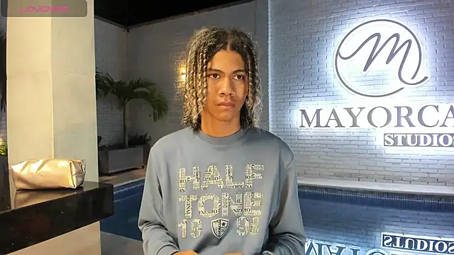 Maxim-Walker online show from March 2025 03:13:02 AM