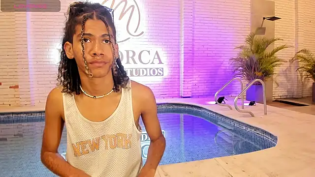 Maxim-Walker online show from March 2025 06:16:02 AM