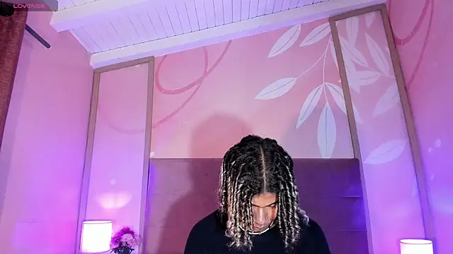 Maxim-Walker online show from March 2025 03:30:01 AM