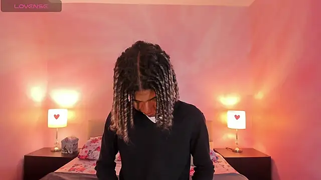 Maxim-Walker online show from March 2025 03:13:01 AM