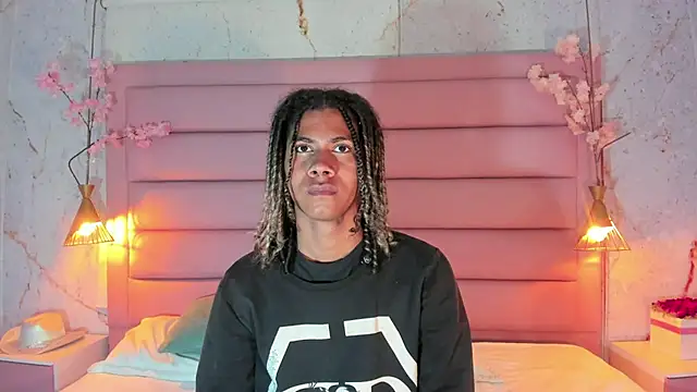 Maxim-Walker online show from September 2025 03:11:02 AM