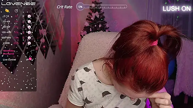 Snapshot of Bella__Swoon chatting on December 2024 11:50:02 AM Bella Swoon online show from December 2024 11:50:02 AM