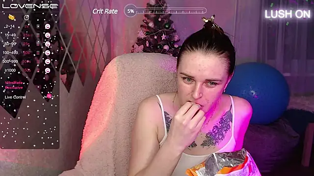 Snapshot of Bella__Swoon chatting on February 2025 04:10:01 PM Bella Swoon online show from February 2025 04:10:01 PM